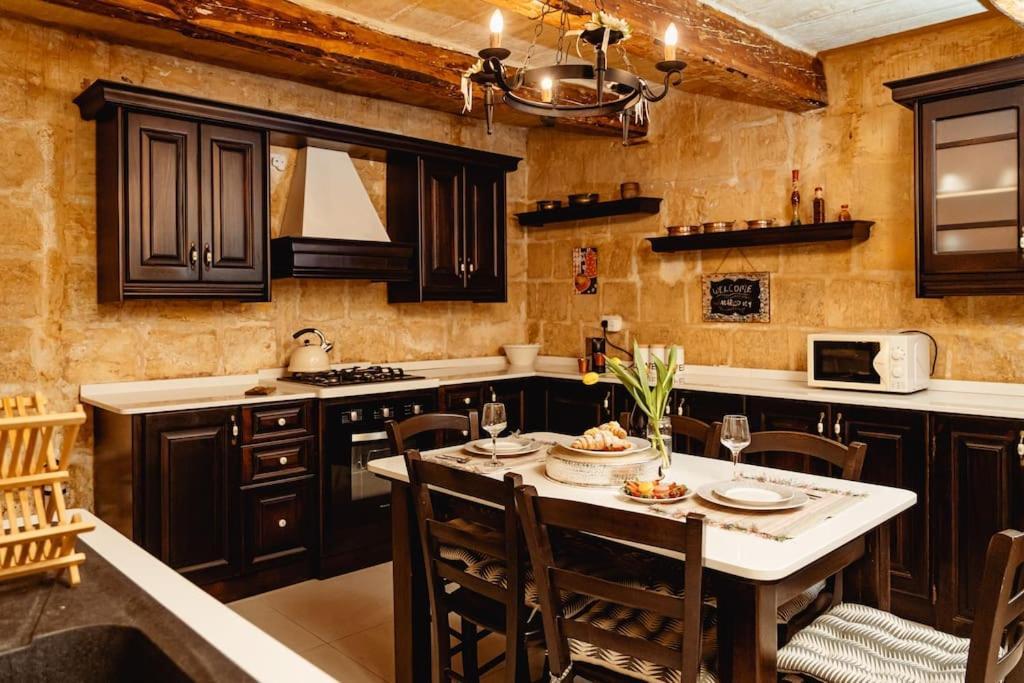 Enchanting 2Bdr Townhouse In Valletta Centre! 外观 照片